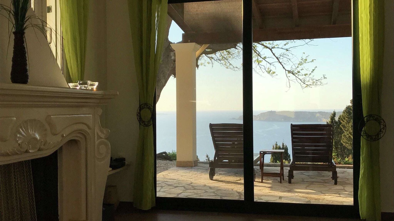 Photo of Livingroom in Afionas