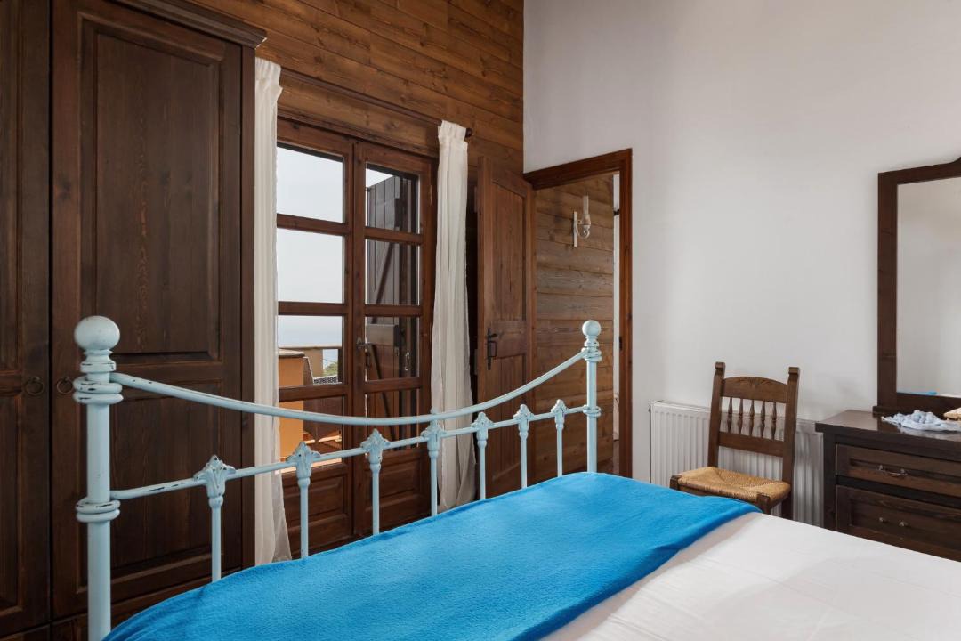 Photo of Bedroom in Megala Chorafia