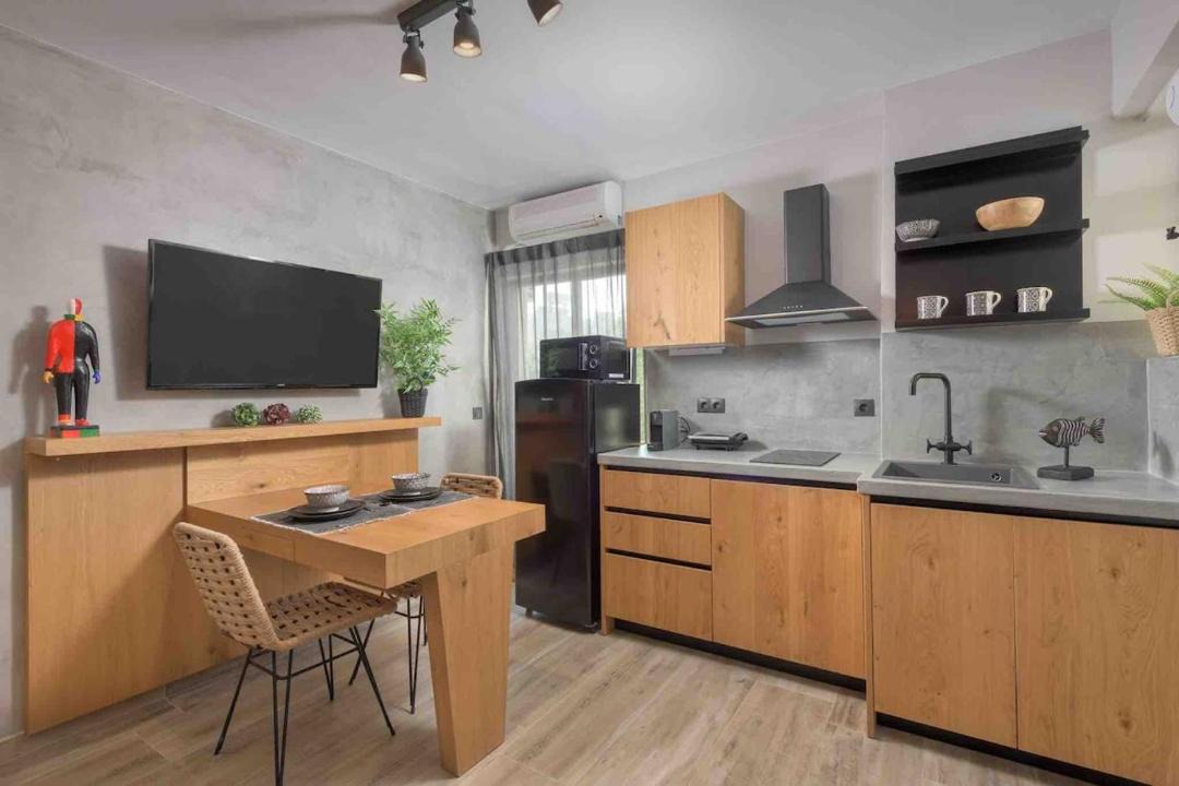 Photo of Kitchen in Petaloudes