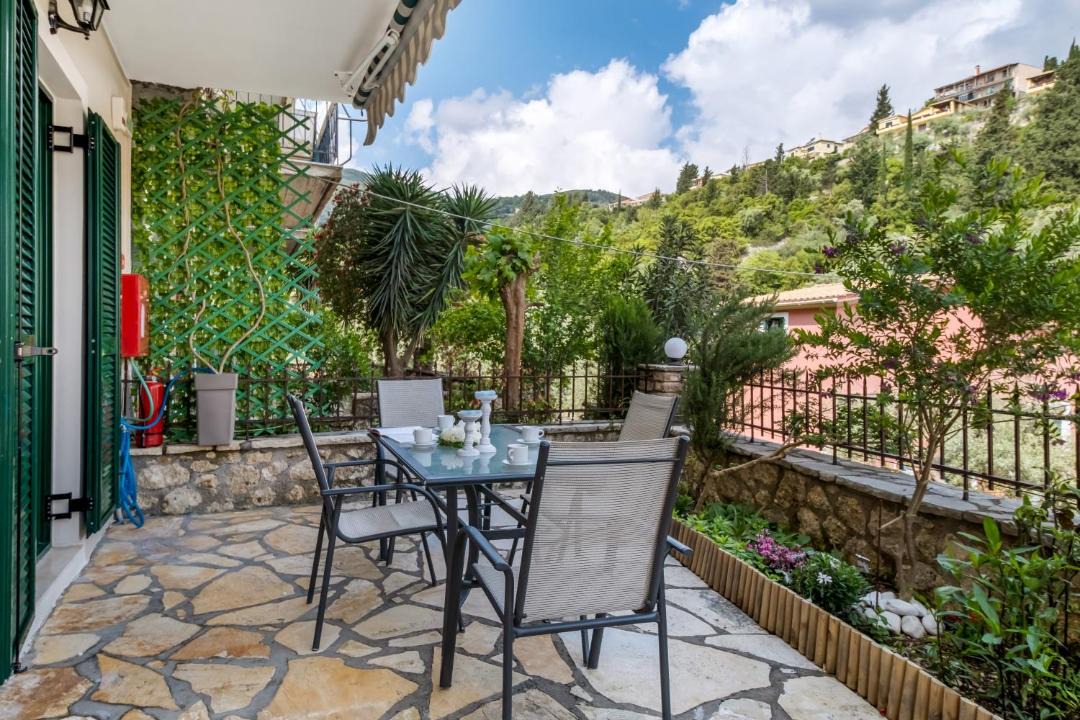 Photo of Patio Balcony in Nikiana