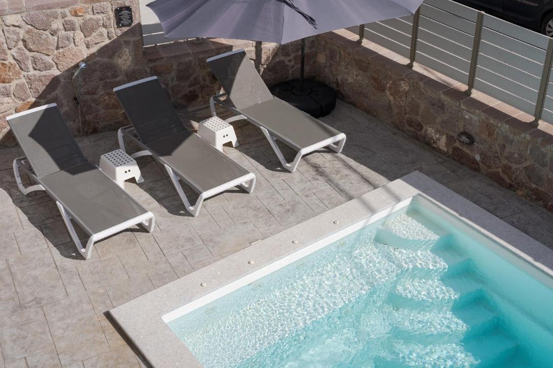 Photo of Patio Balcony in Perdhika