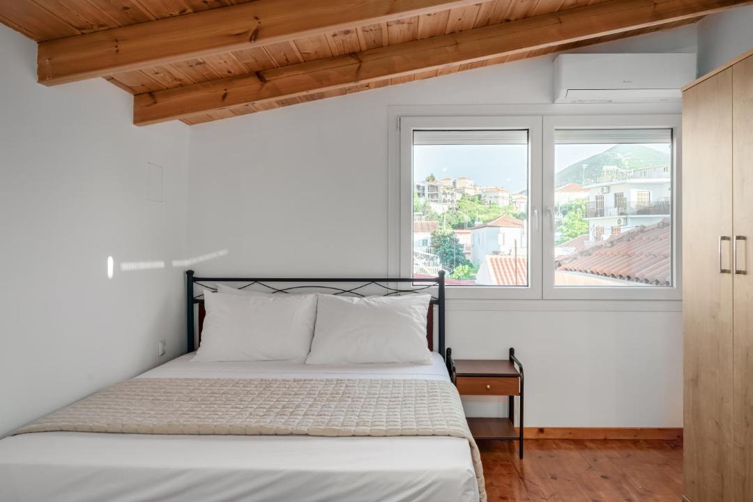 Photo of Bedroom in Pylos