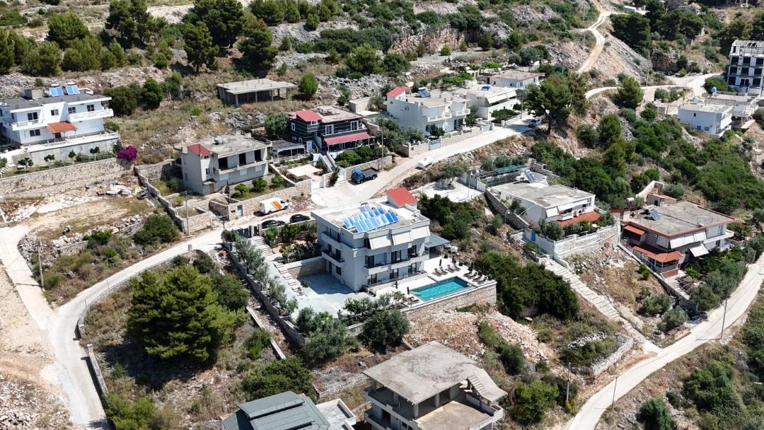 Photo of Others in Sarande