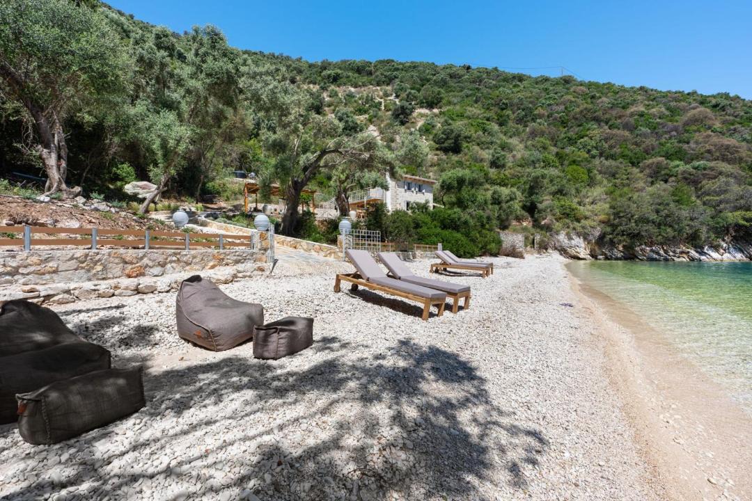 Photo of Others in Mikros Gialos