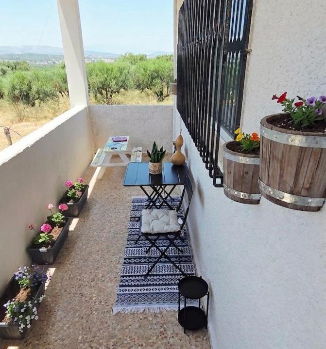 Photo of Patio Balcony in Minoa Pediada