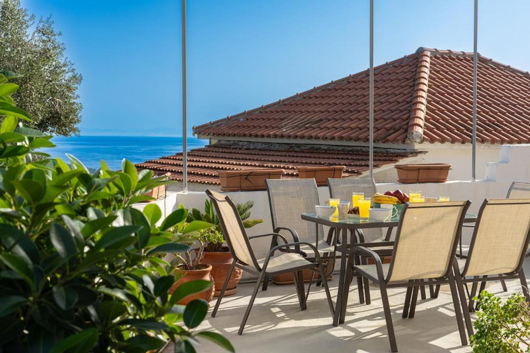 Photo of Patio Balcony in Makriotika