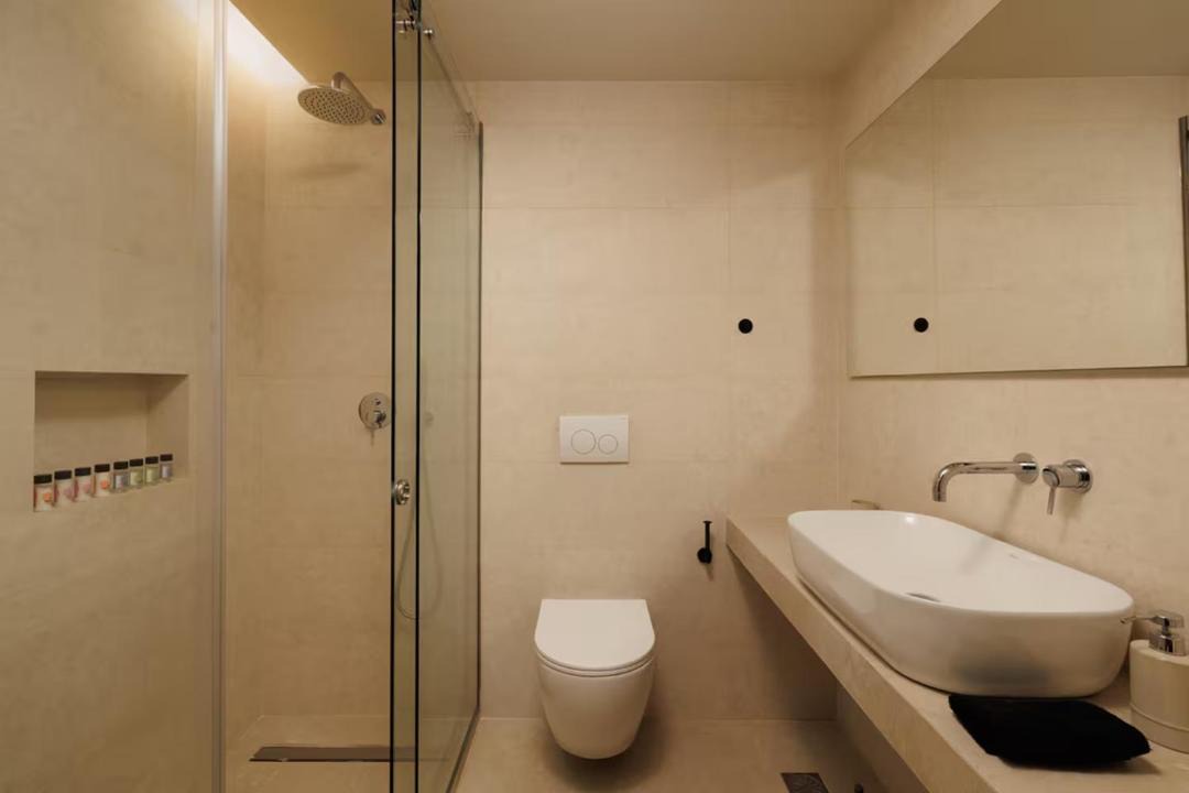 Photo of Bathroom in Ipsos