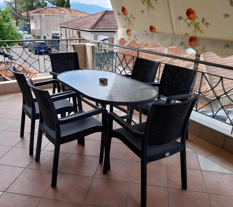 Photo of Patio Balcony in Menidion