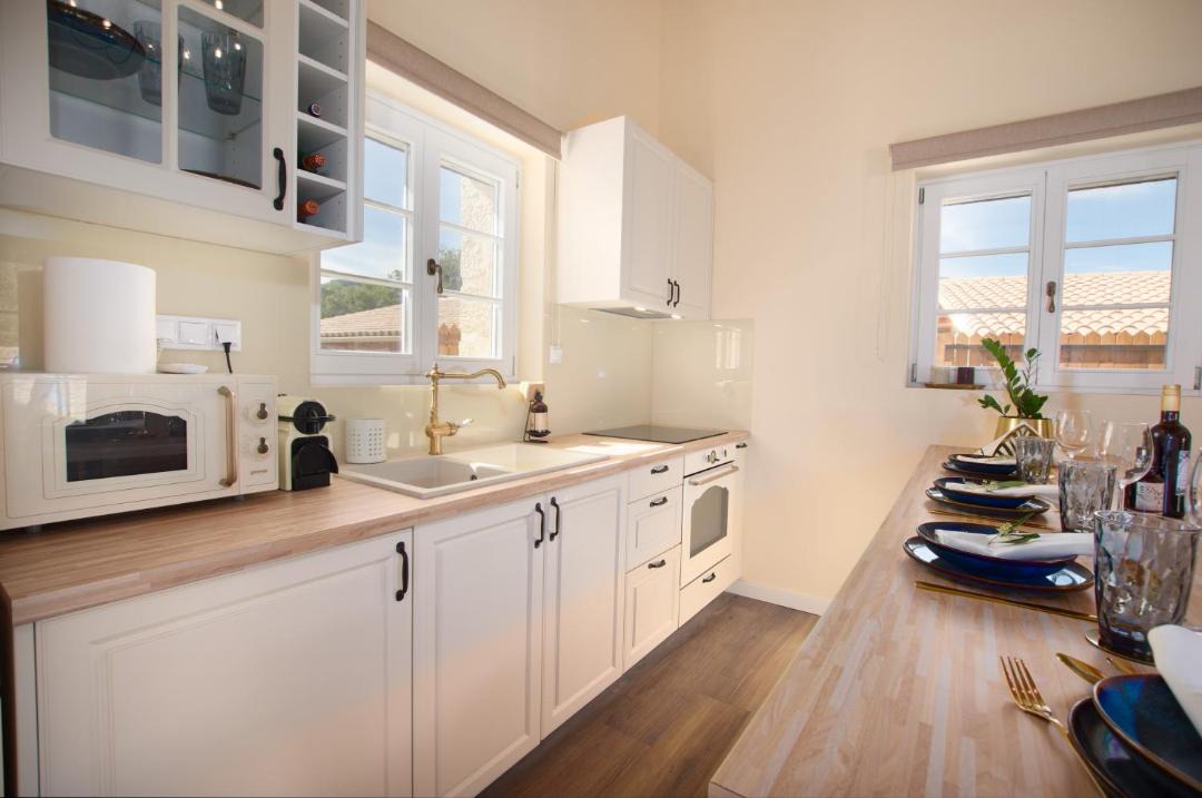 Photo of Kitchen in Liapades
