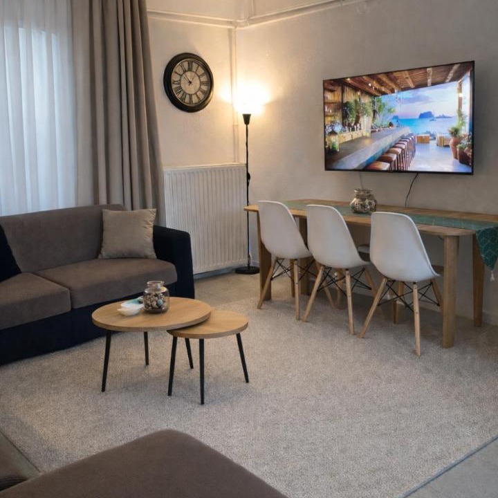 Photo of Livingroom in Vatos