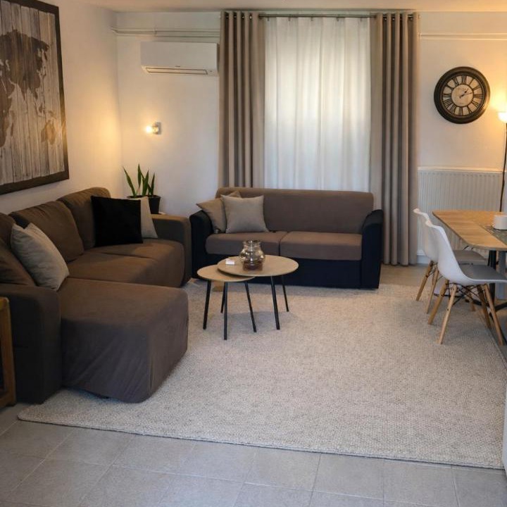 Photo of Livingroom in Vatos