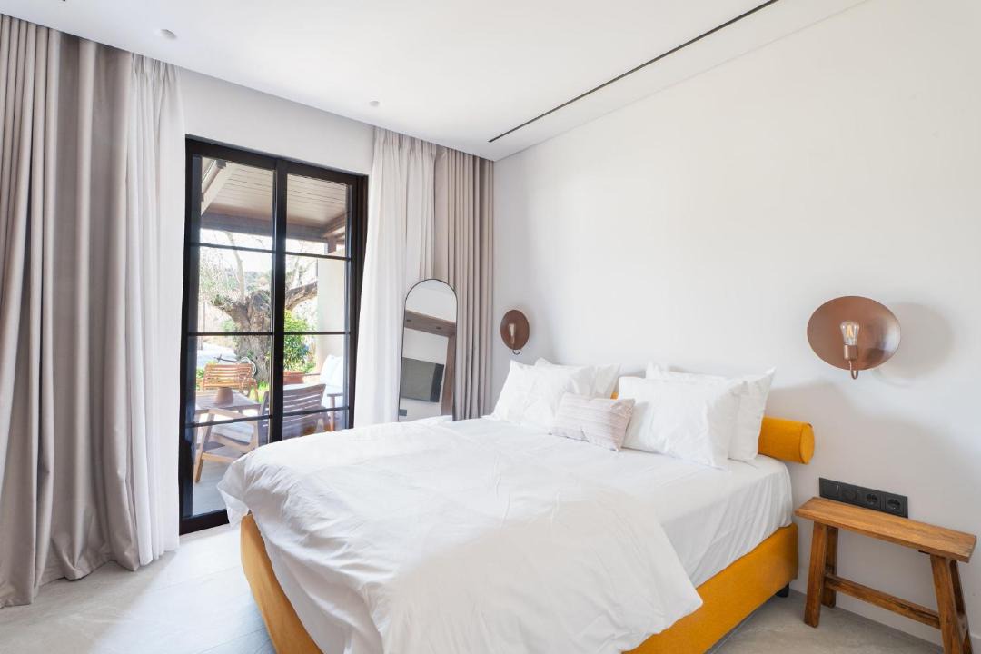 Photo of Bedroom in Sivota