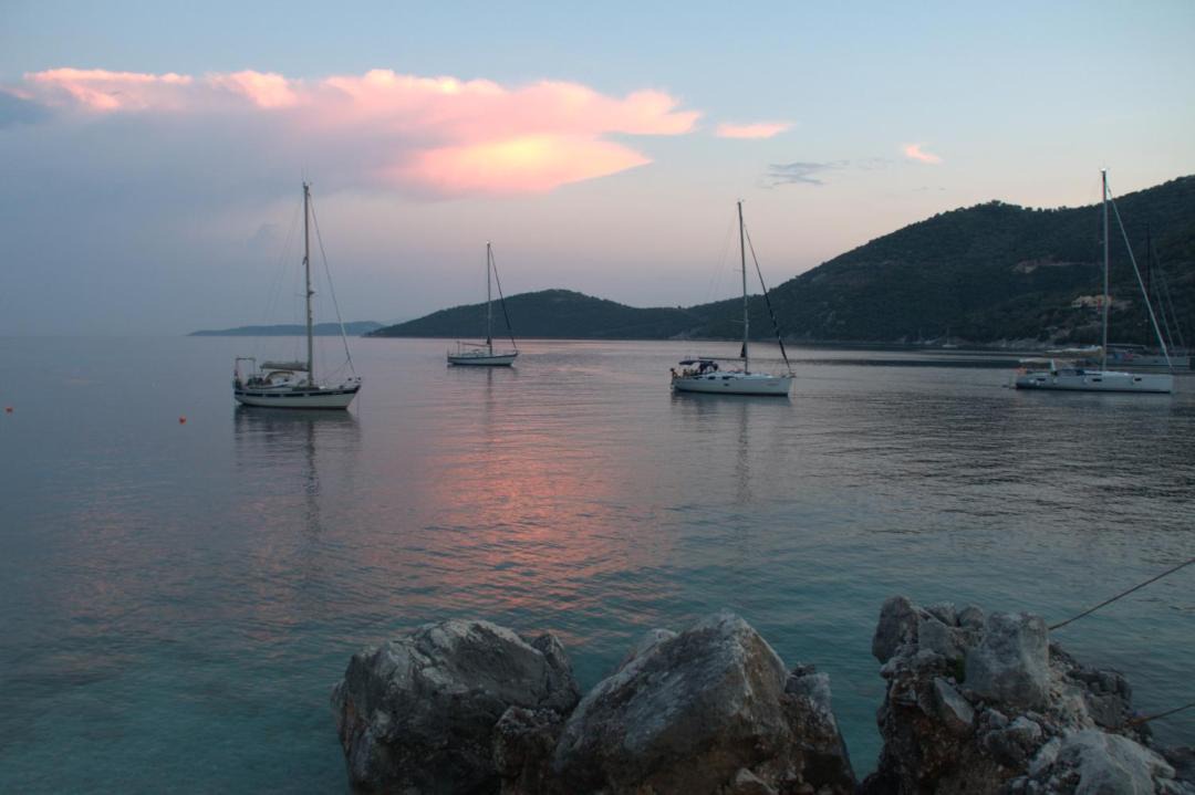 Photo of Others in Mikros Gialos