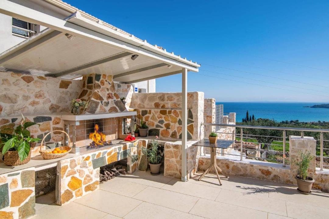 Photo of Patio Balcony in Alonia