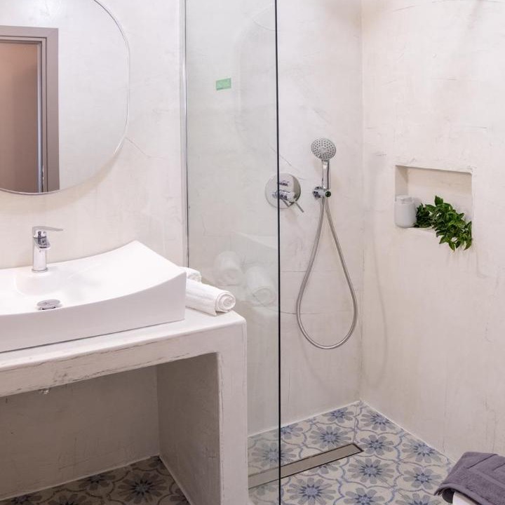 Photo of Bathroom in Milies