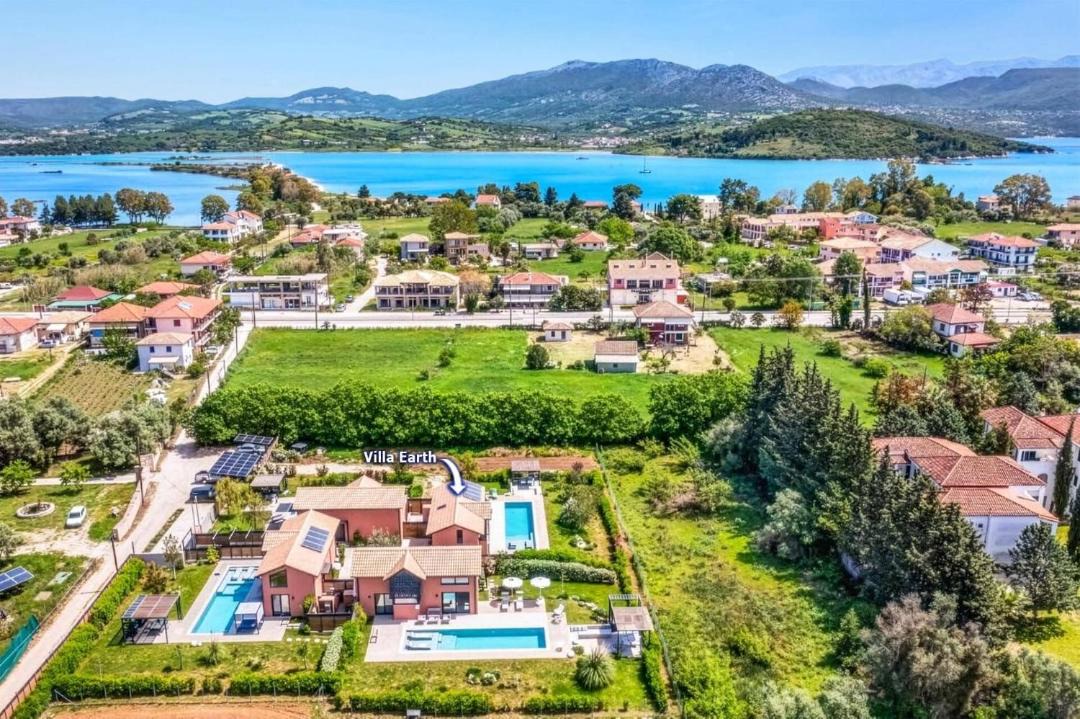 Photo of Others in Lygia