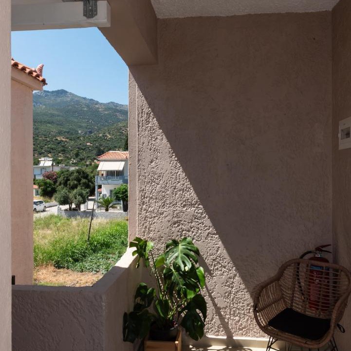 Photo of Patio Balcony in Kampos Marathokampou