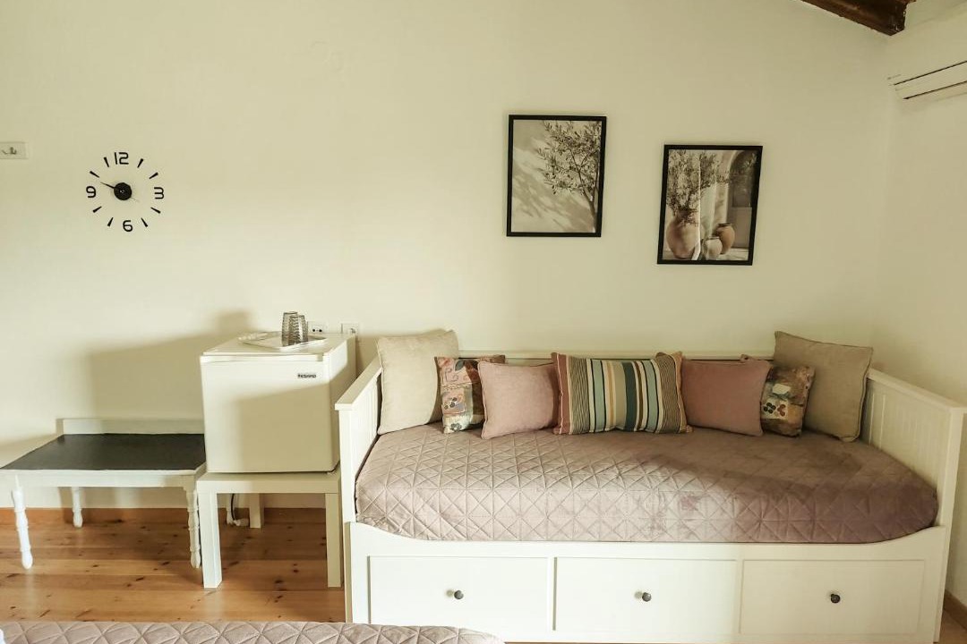 Photo of Bedroom in Peroulion