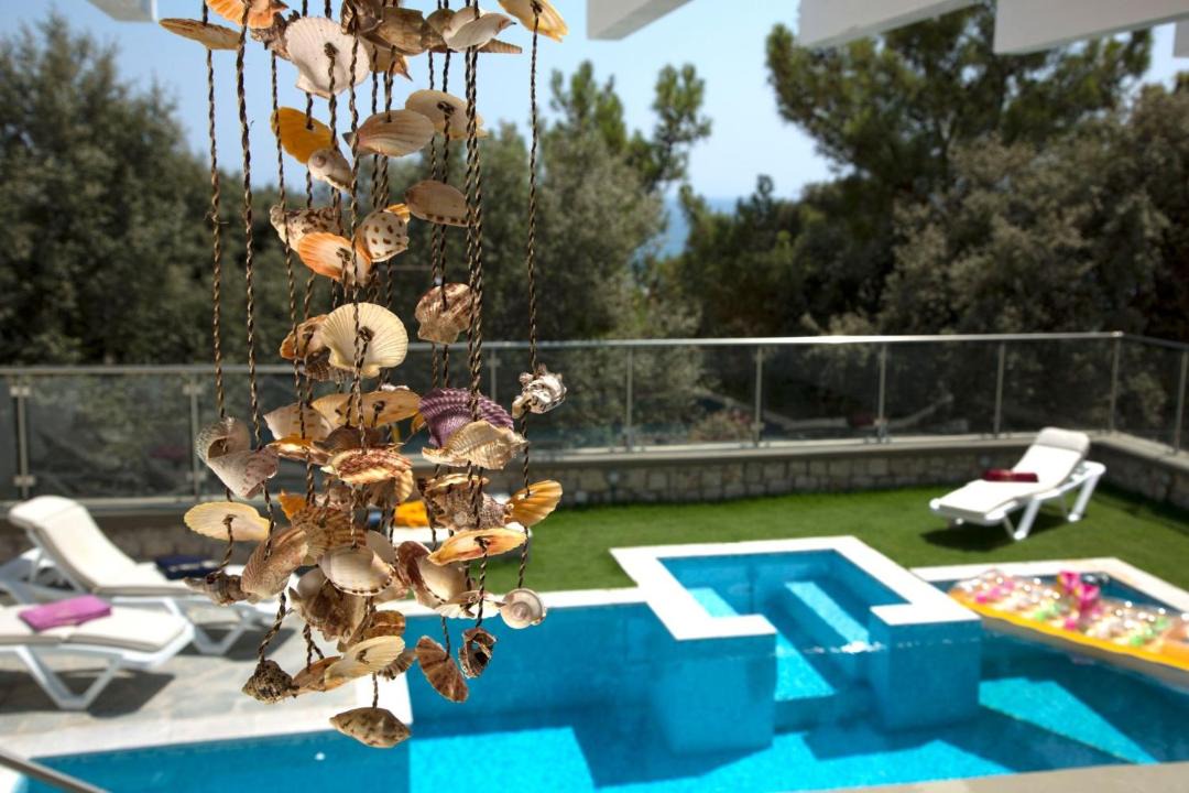 Photo of Others in Pefkos