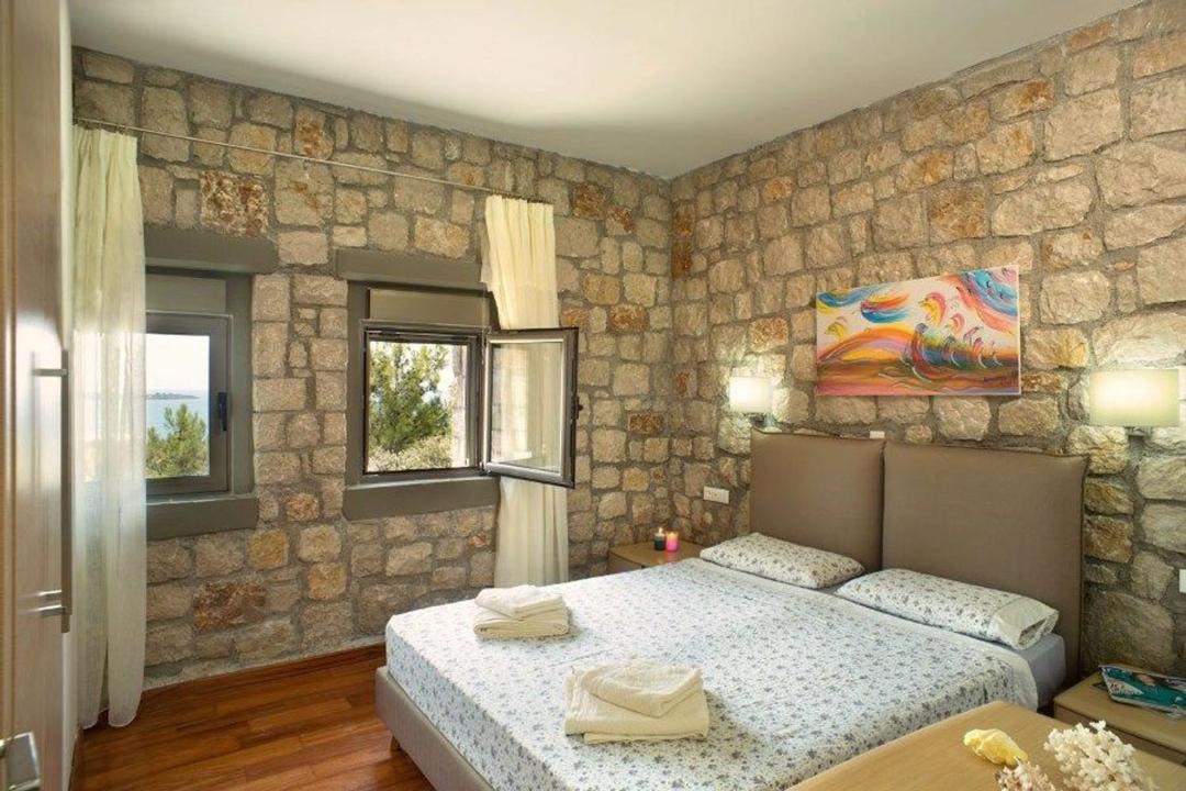Photo of Others in Pefkos