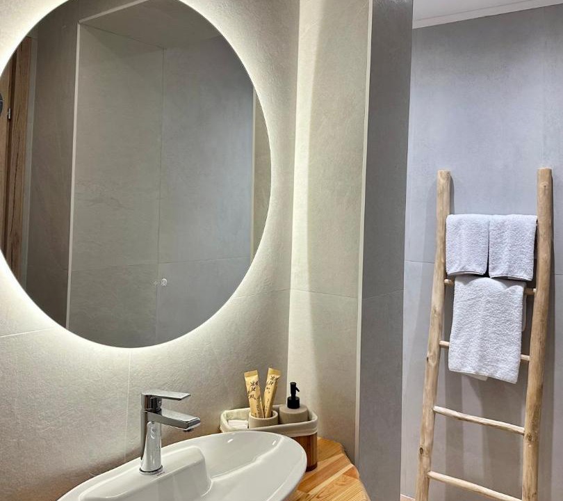 Photo of Bathroom in Chalikounas