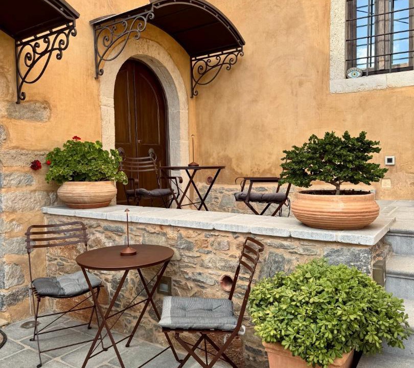 Photo of Patio Balcony in Minoa Pediada