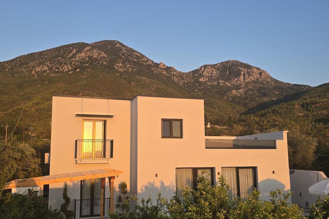 Photo of Others in Sakës