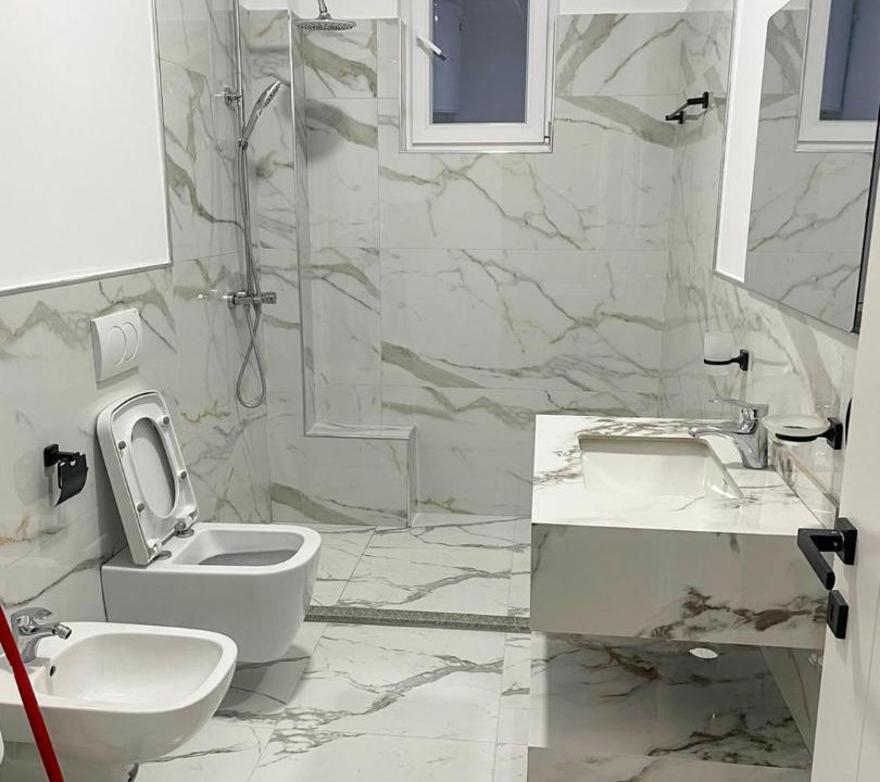 Photo of Bathroom in Mbrostar-Urë