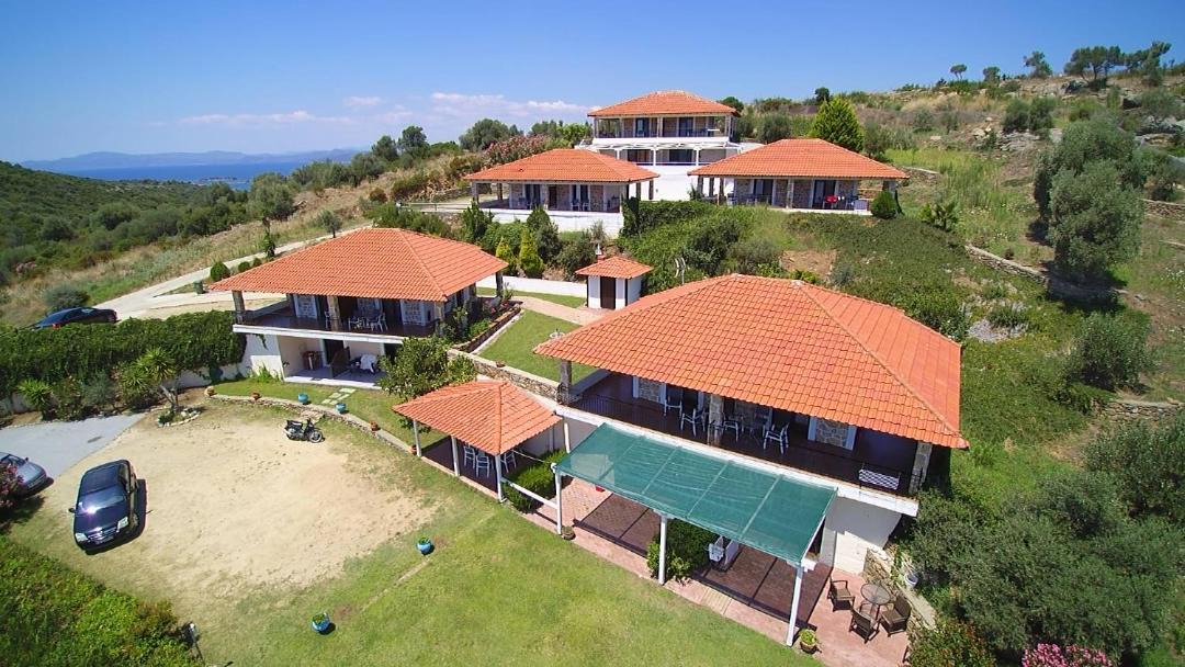 Photo of Others in Aristotelis