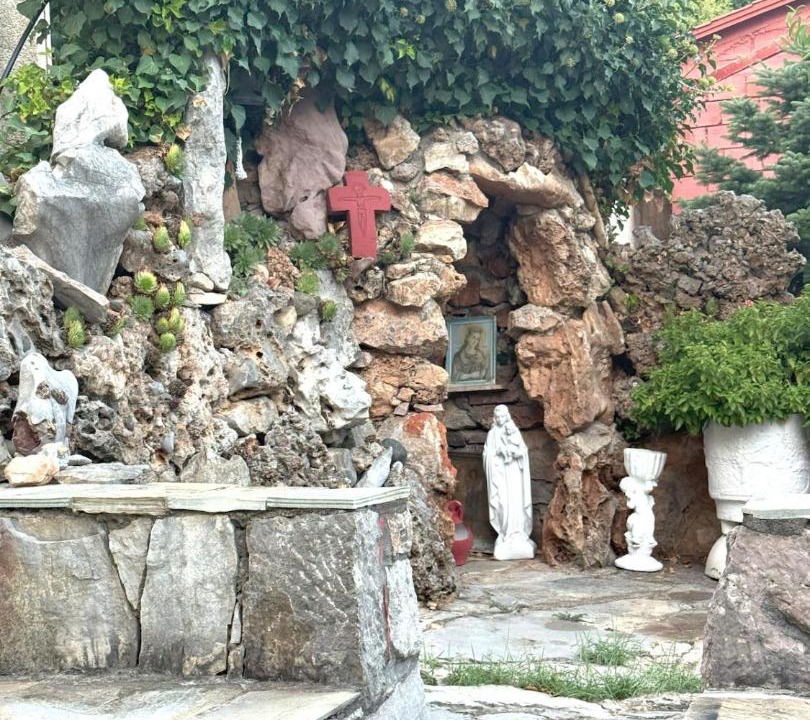 Photo of Others in Polidrosos