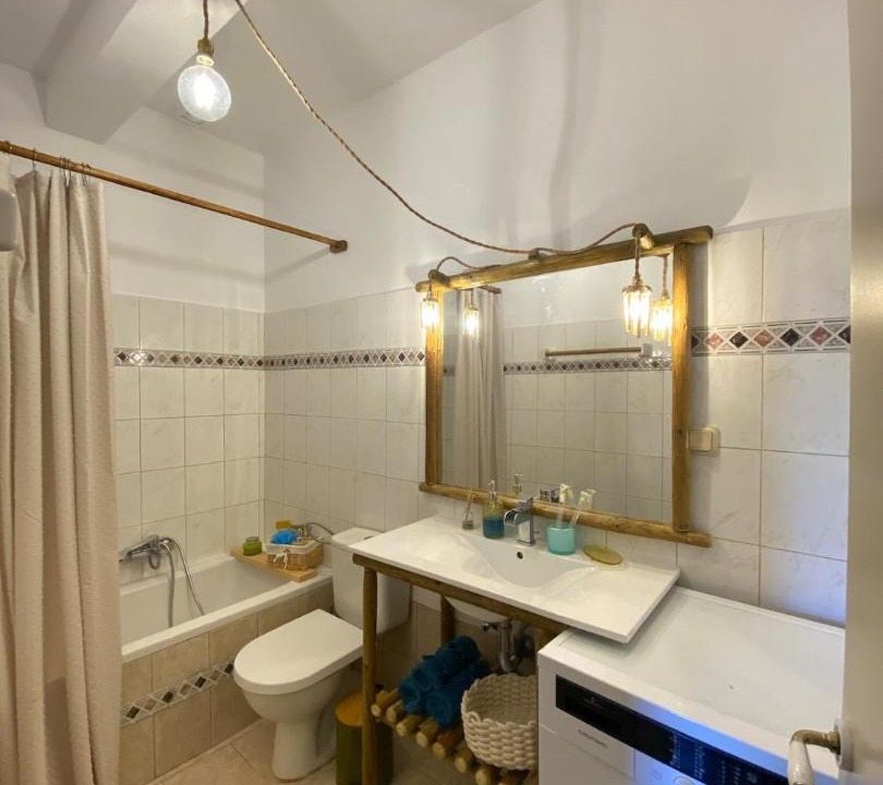 Photo of Bathroom in Alepou