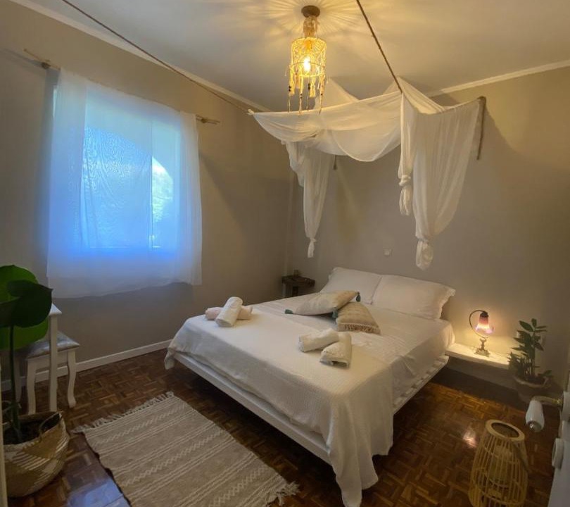 Photo of Bedroom in Alepou