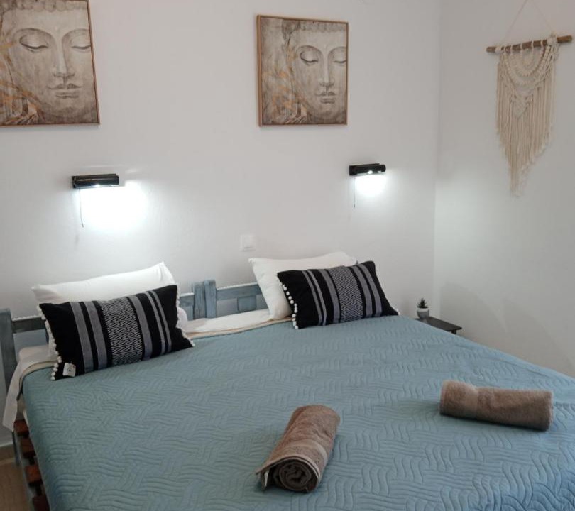 Photo of Bedroom in Messonghi