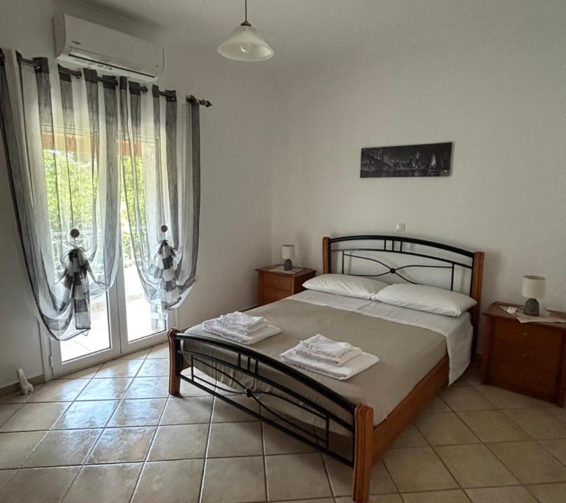 Photo of Bedroom in Liapades