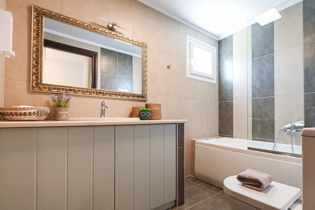 Photo of Bathroom in Gournai