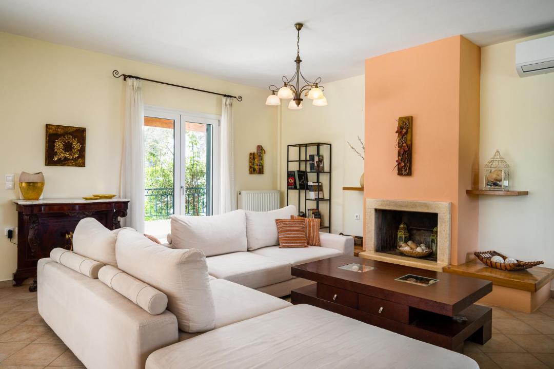 Photo of Livingroom in Melikia