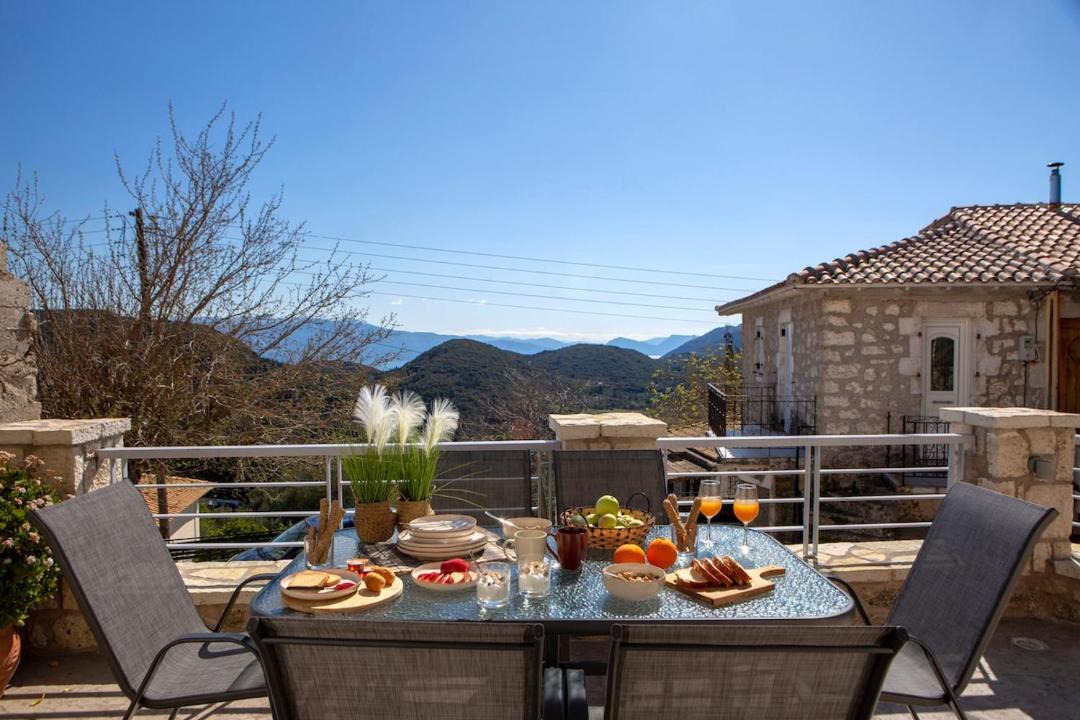 Photo of Patio Balcony in Lazarata