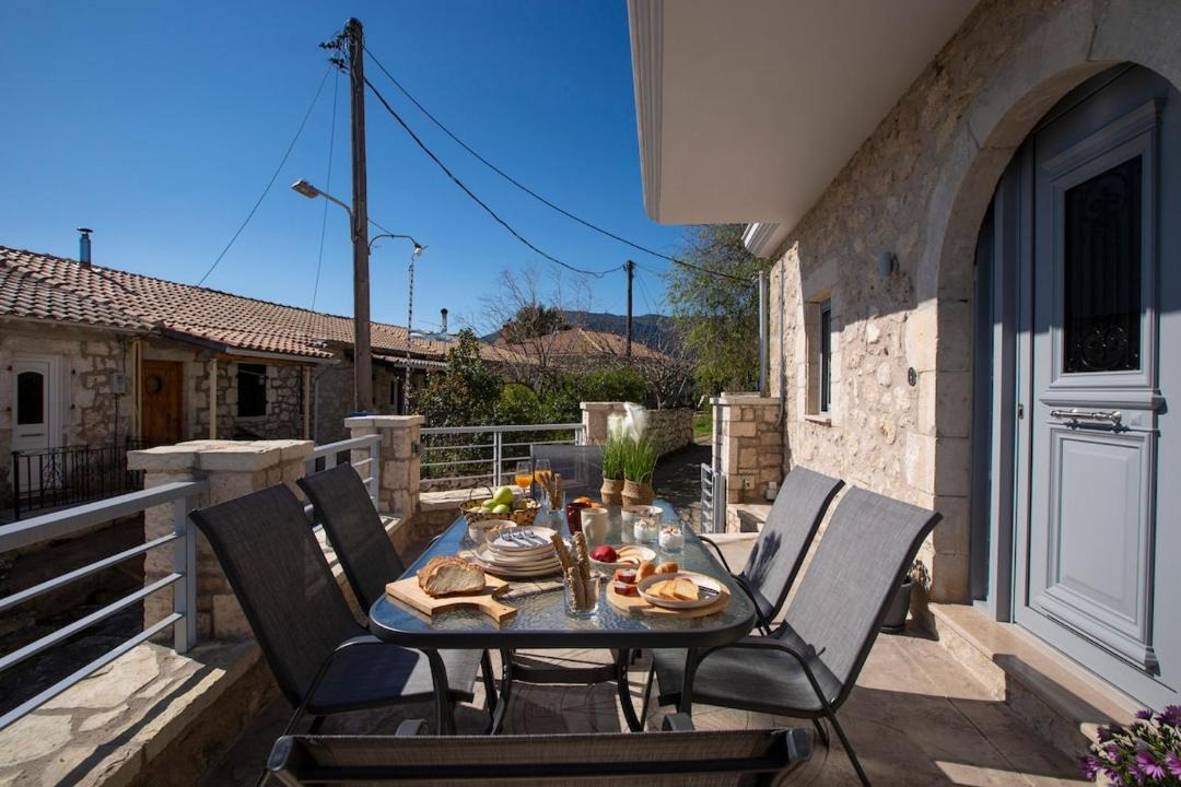 Photo of Patio Balcony in Lazarata