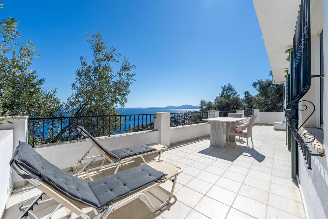Photo of Patio Balcony in Nisaki