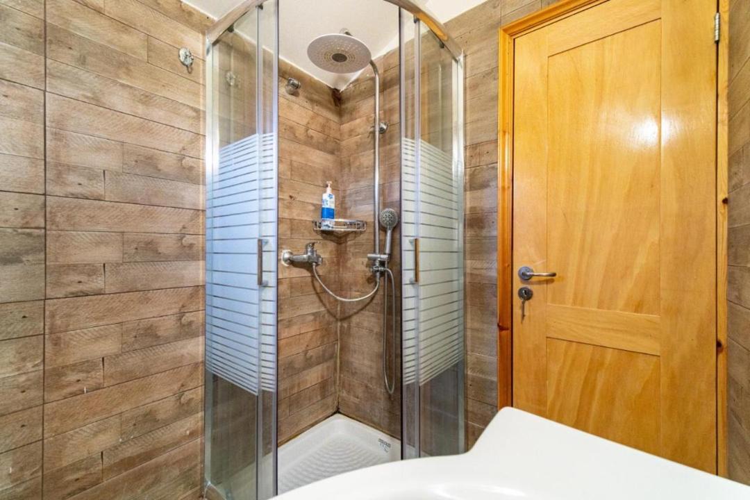 Photo of Bathroom in Chalikounas
