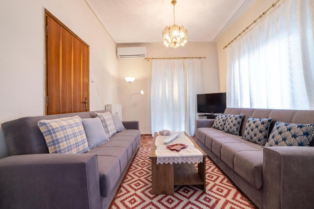 Photo of Livingroom in Mavromati