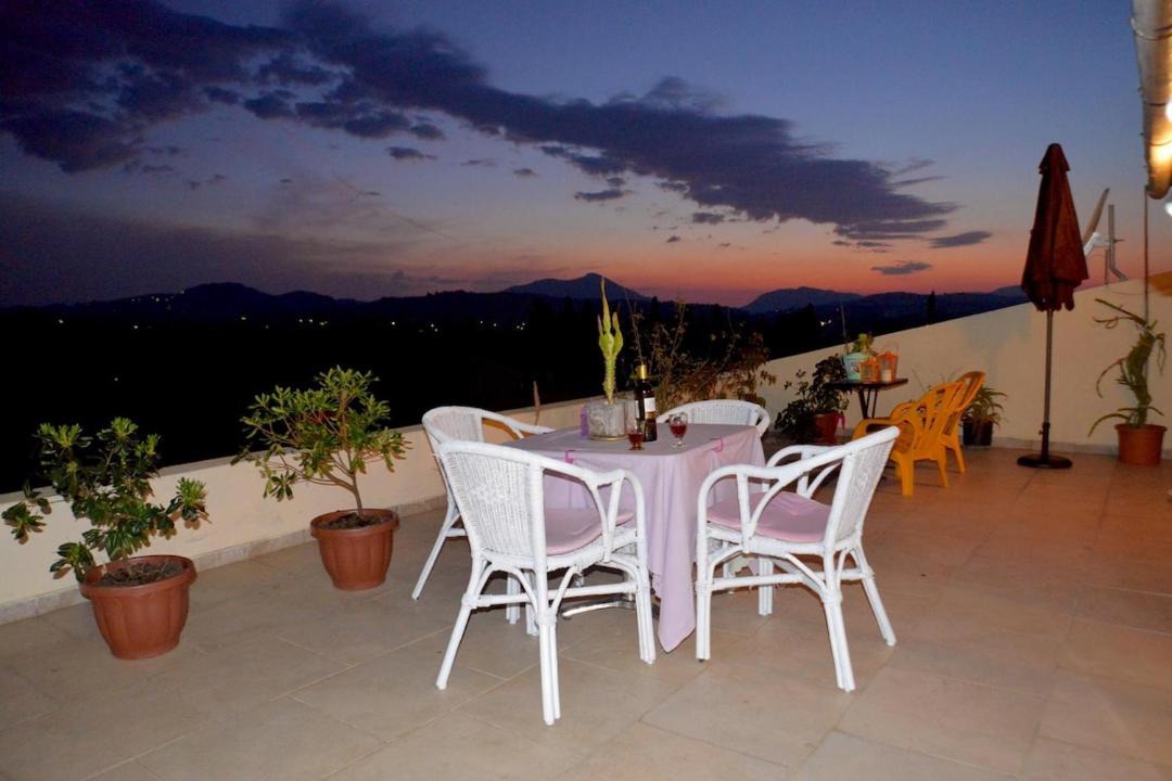 Photo of Patio Balcony in Afra