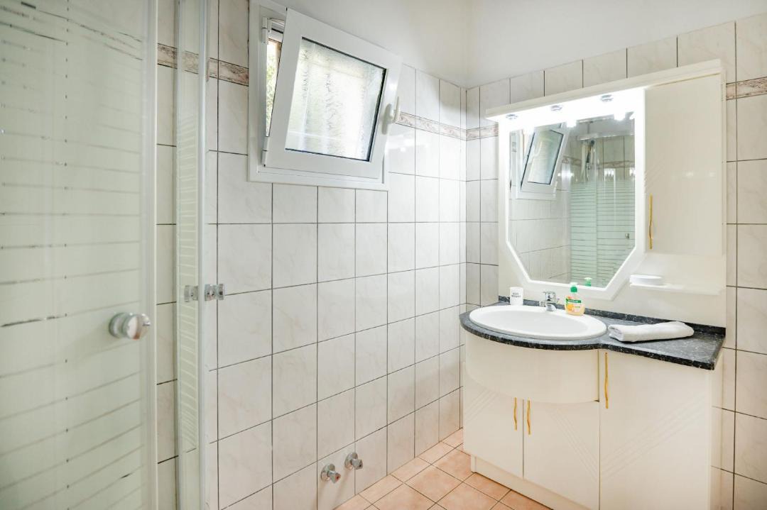 Photo of Bathroom in Chalikounas