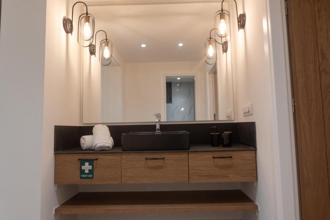 Photo of Bathroom in Liapades