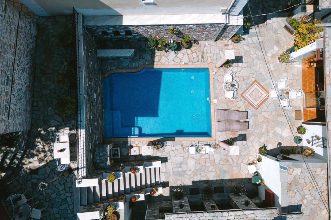Photo of Others in Portaria