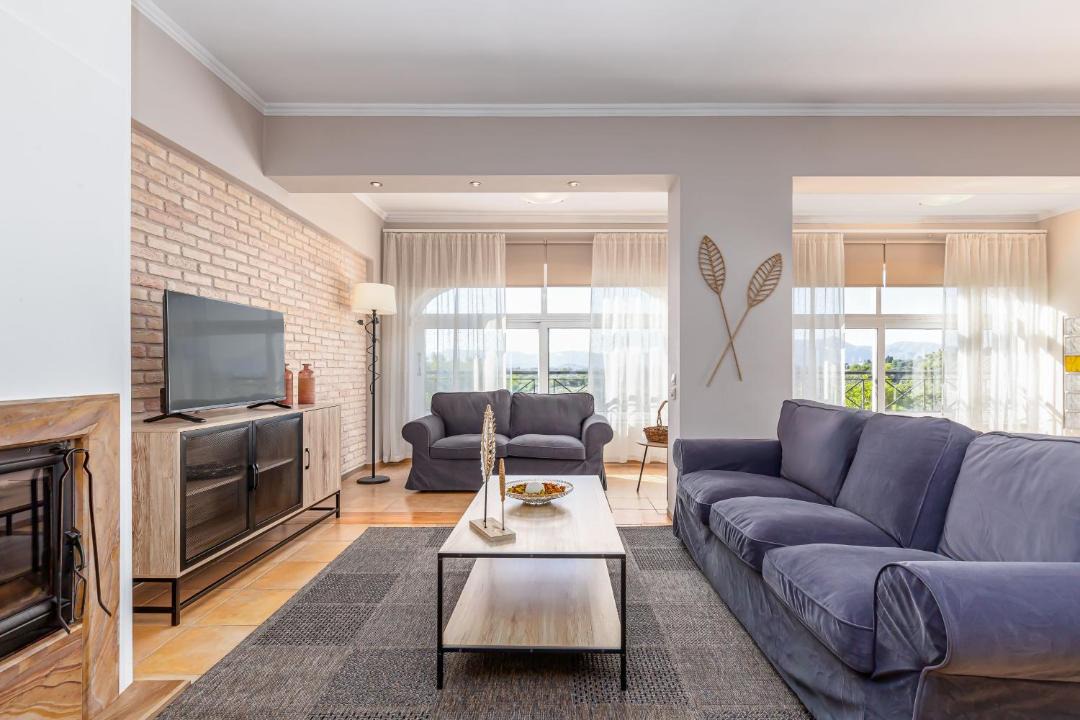 Photo of Livingroom in Alepou