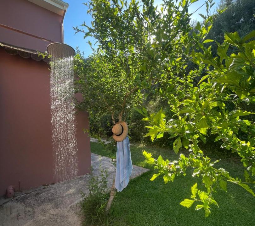 Photo of Others in Mikros Gialos