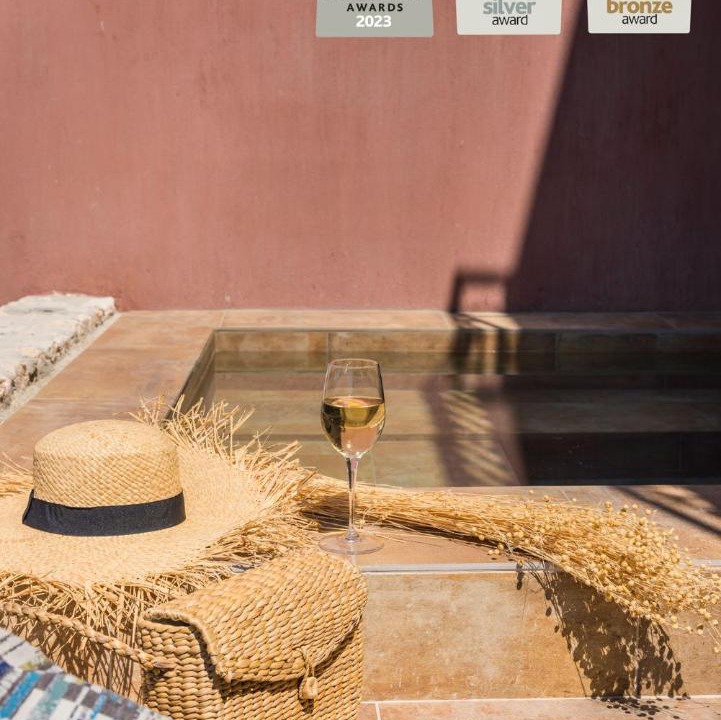 Photo of Others in Frourion