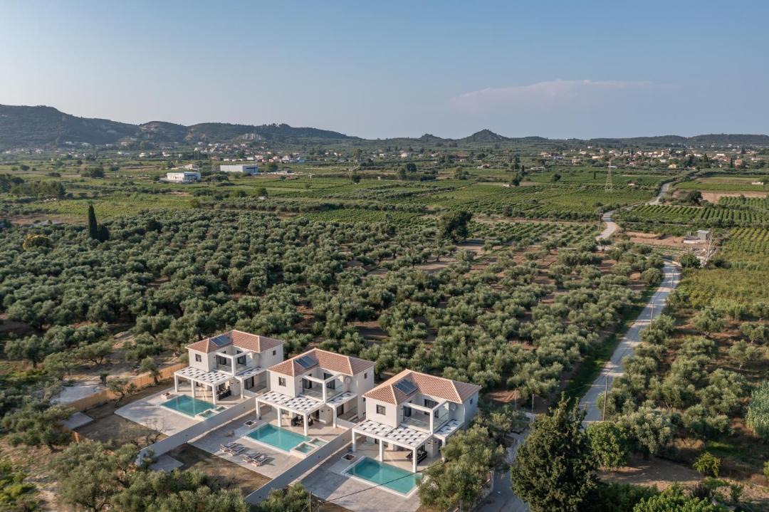 Photo of Others in Neromilos