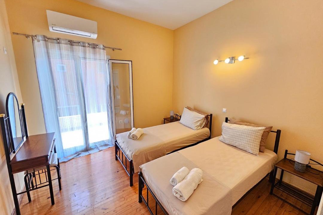 Photo of Bedroom in Ipsos